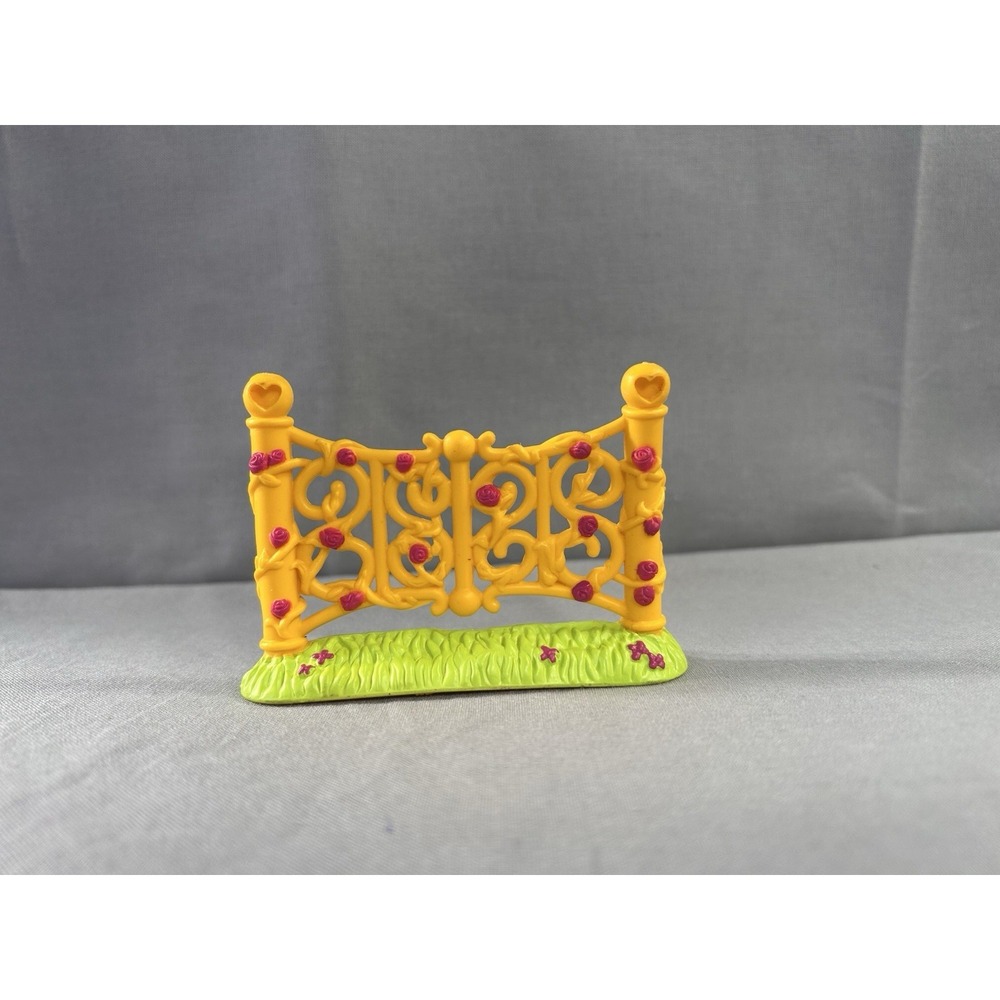 Vintage 1990's My Little Pony Yellow Fence Accessory from the Moon Shadow G2